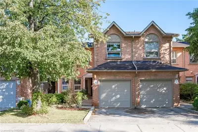 2065 SIXTH Line 3, Oakville, ON L6H 5R8