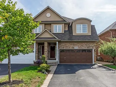 2271 HIGHCROFT Road, Oakville, ON L6M 4Y4