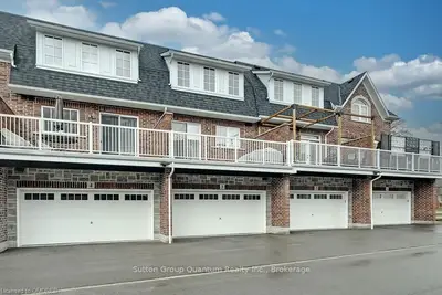 2362 NEW Street 3, Burlington, ON L7R 1J6