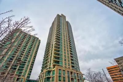 215 SHERWAY GARDENS Road 2207, Toronto W08, ON M9C 0A4