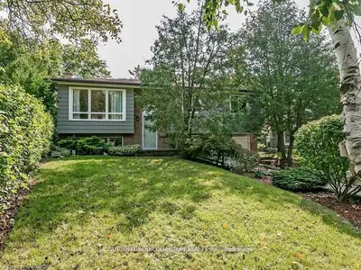 242 Overton Place, Oakville, ON L6H 1E9
