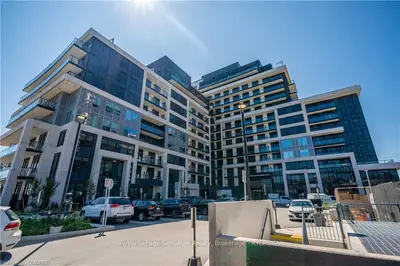 3200 WILLIAM COLTSON Avenue 804, Oakville, ON L6H 7C2