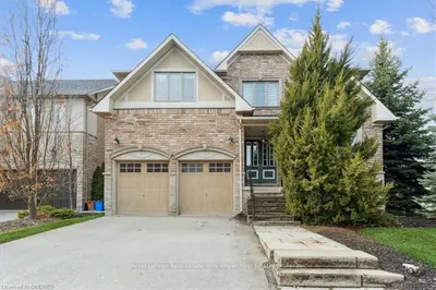 3428 Mistwell Crescent, Oakville, ON L6L 0A3