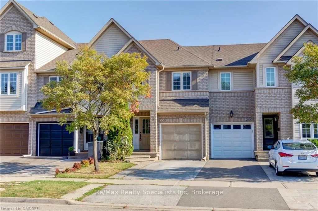 2084 GLENHAMPTON Road, Oakville, ON L6M 3X1