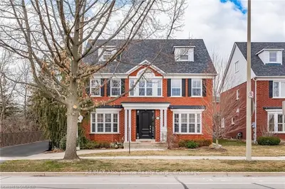 279 RIVER GLEN Boulevard, Oakville, ON L6H 5Y1