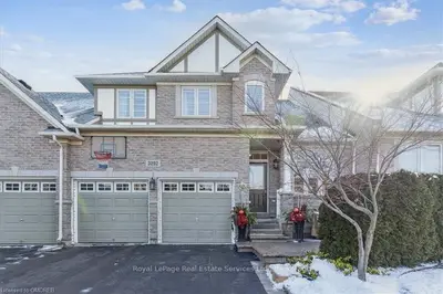 3202 EPWORTH Crescent, Oakville, ON L6M 0B2