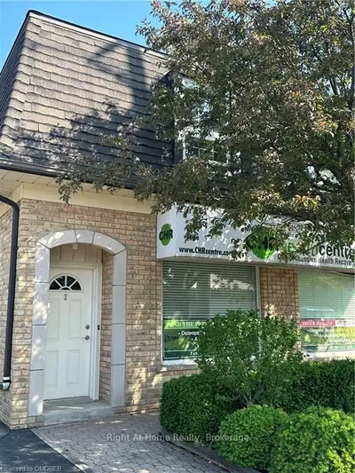 74 REBECCA Street Unit 2, Oakville, ON L6K 1T2