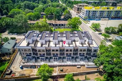 95 BROOKFIELD RD Road 16, Oakville, ON L6K 2Y8