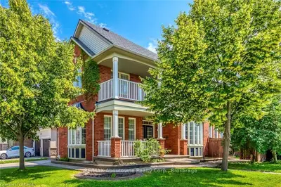 2374 CALLOWAY Drive, Oakville, ON L6M 0C1