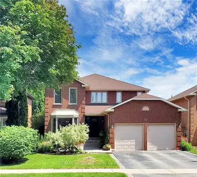 1213 OLD CARRIAGE Way, Oakville, ON L6M 2E4