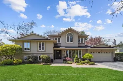 655 VANESSA Crescent, Mississauga, ON L5H 2N5