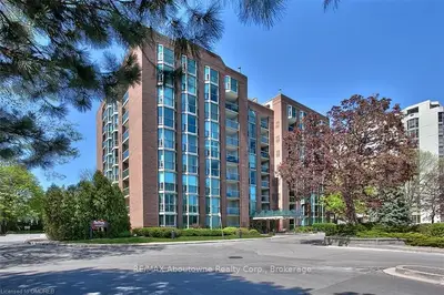 1225 NORTH SHORE Boulevard 505, Burlington, ON L7S 1Z6