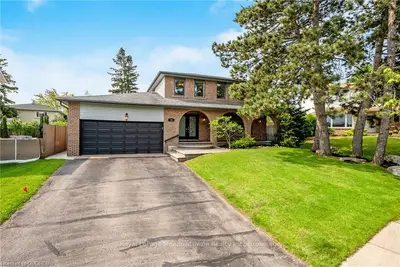 18 EVANS Place, Halton Hills, ON L7G 4W1