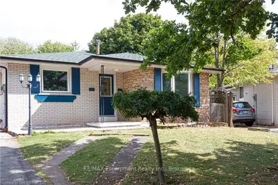 1391 ROYLEN Road Main Floor, Oakville, ON L6H 1V5