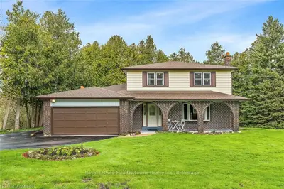 39 WILDWOOD Road, Halton Hills, ON L7G 2W8