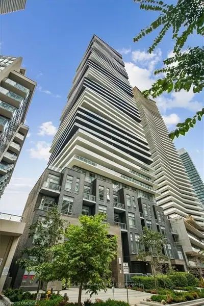 56 Annie Craig Drive 2009, Toronto W06, ON M8V 0C5