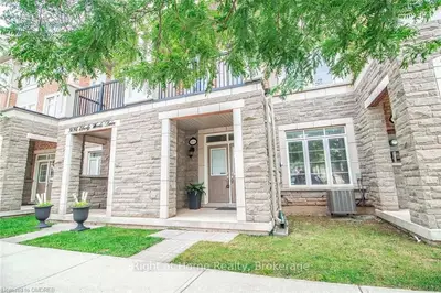 3096 EBERLY WOODS Drive, Oakville, ON L6M 0T7