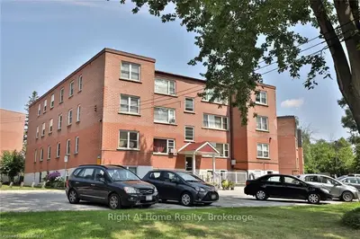 2422 NEW Street 14, Burlington, ON L7R 1J6