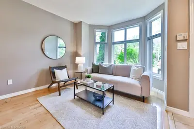 14 THE GREENERY, Oakville, ON, L6H 6J6