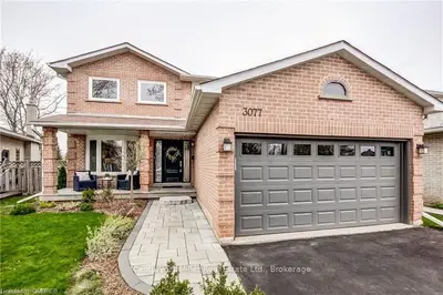 3077 Swansea Drive, Oakville, ON L6L 6H7