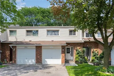 1592 Newlands Crescent 104, Burlington, ON L7M 1V6