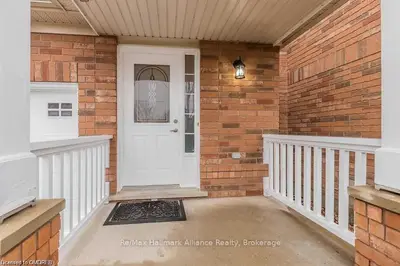 2467 CARBERRY Way, Oakville, ON L6M 4S5