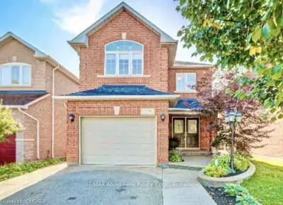 1258 SANDPIPER Road, Oakville, ON L6M 3S3