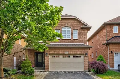 2437 VALLEY HEIGHTS Crescent, Oakville, ON L6H 6X3