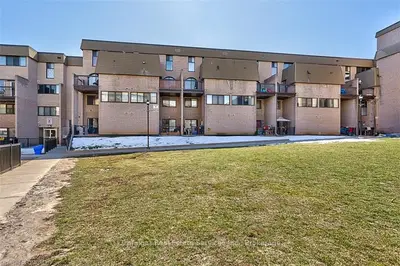 2095 ROCHE Court 270, Mississauga, ON L5K 2C8