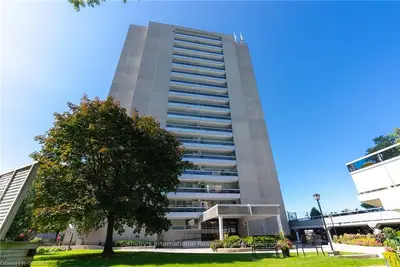 2263 MARINE Drive 608, Oakville, ON L6L 5K1