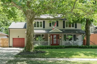 245 RIVER SIDE Drive, Oakville, ON L6K 3N1
