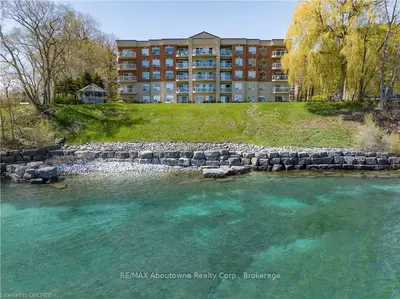 5194 LAKESHORE Road 306, Burlington, ON L7L 6P5