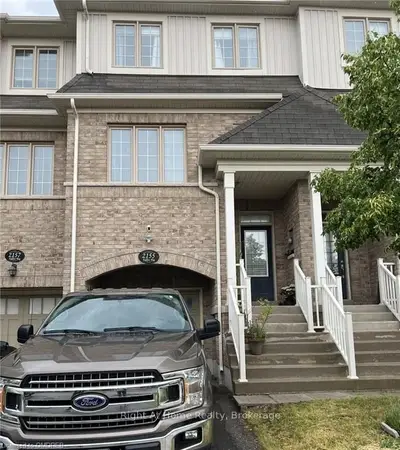 2155 Fiddlers Way, Oakville, ON L6M 0M5