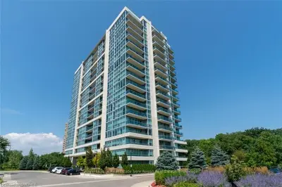 1055 Southdown Road LPH06, Mississauga, ON L5J 0A3