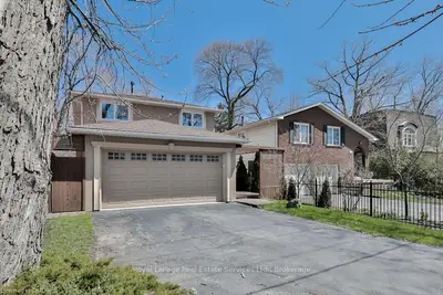 431 REYNOLDS Street, Oakville, ON L6J 3M5