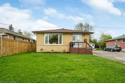 80 WEBER Drive, Halton Hills, ON L7G 1C6