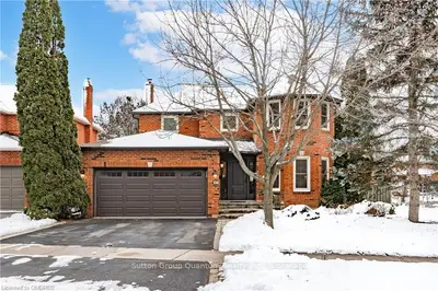 136 TRILLER Place, Oakville, ON L6L 6J1