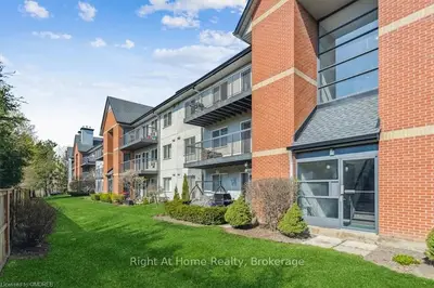 1450 GLEN ABBEY Gate 934, Oakville, ON L6M 2V7