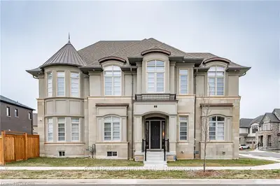 72 BALLMER Trail, Oakville, ON L6J 2X6