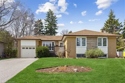 244 SNOWDEN Road, Oakville, ON L6L 3X5