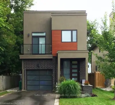 1092 GARDNER Avenue, Mississauga, ON L5E 1B7
