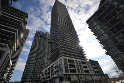 70 Annie Craig Drive 2406, Toronto W06, ON M8V 0G2