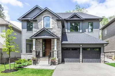 2537 KATE, Oakville, ON, L6L 0E9