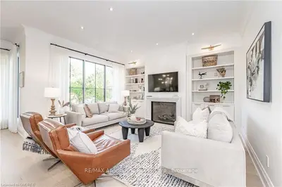 2373 HIXON Street, Oakville, ON L6L 1T7