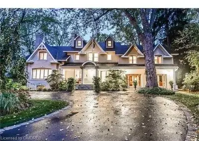 184 Chartwell Road, Oakville, On L6j 3z8