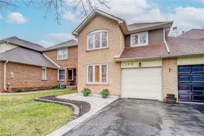 1200 POTTERS WHEEL Crescent, Oakville, ON L6M 1J2