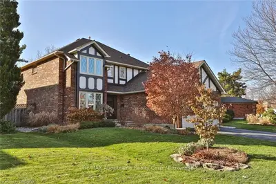 1300 MONKS, Oakville, ON, L6M 1J5
