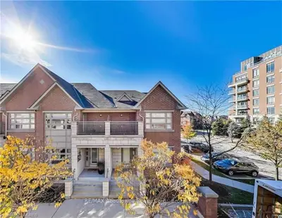 2460 PRINCE MICHAEL Drive 36, Oakville, ON L6H 0G9
