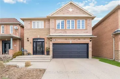 1420 GULLEDGE Trail, Oakville, ON L6M 3Z8