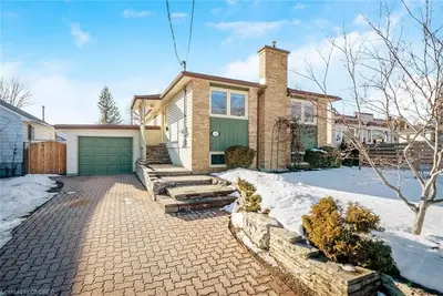 4 ELGIN Street, Halton Hills, ON L7G 3M3